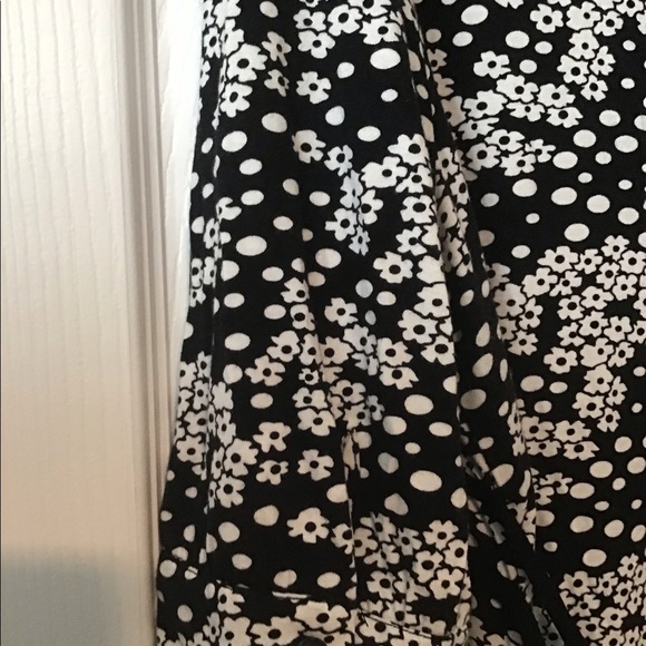 A great bold black and white dress New - Picture 4 of 15